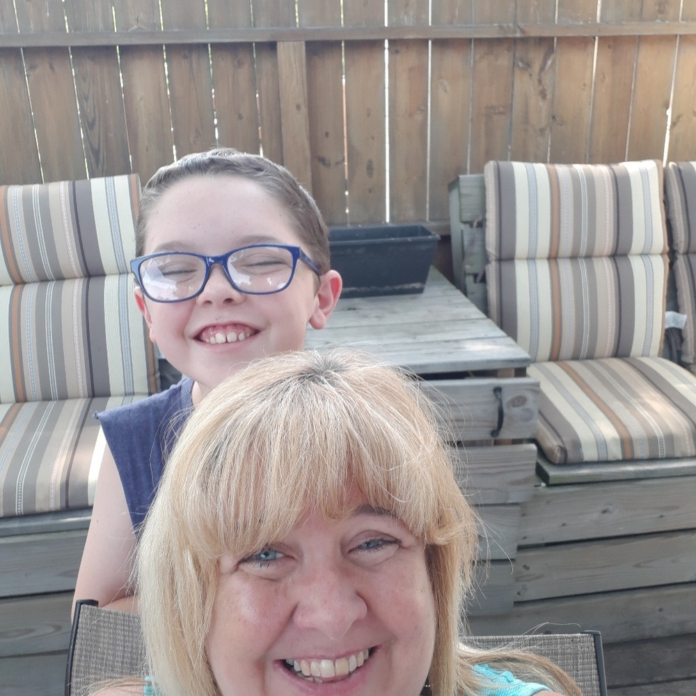 Meet your Posher, Sharon